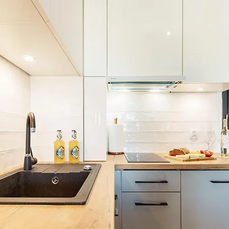 Apartament Gold Gardenia Dziwnow Exterior photo